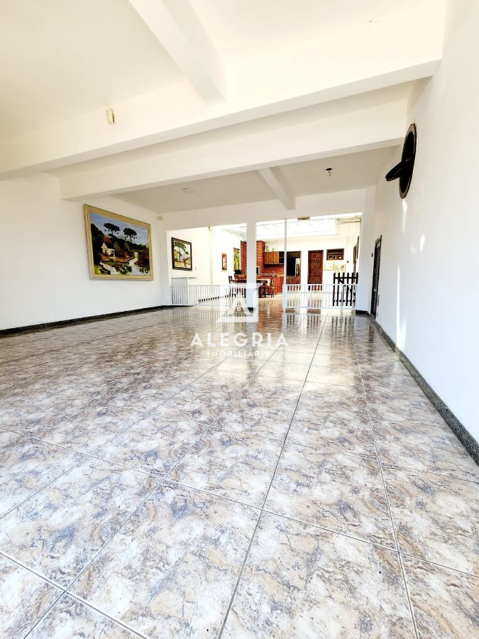 Sobrado Alto Padrão Mobiliado 04 Dormitórios sendo 01 Suíte master no Centro em São José dos Pinhais