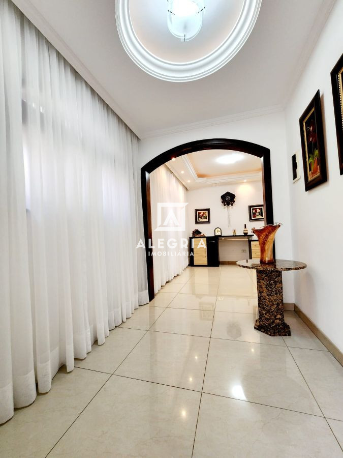 Sobrado Alto Padrão Mobiliado 04 Dormitórios sendo 01 Suíte master no Centro em São José dos Pinhais