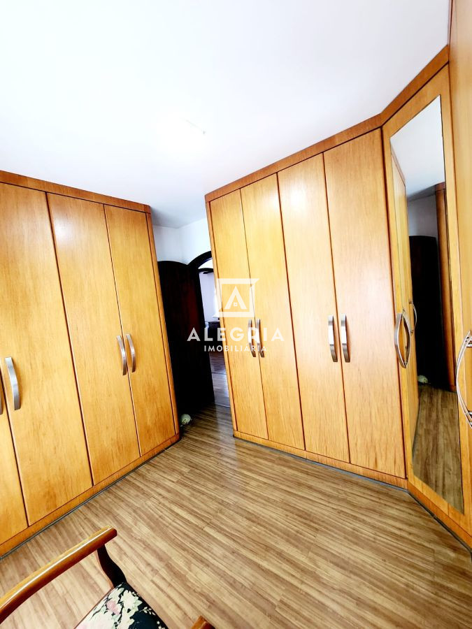 Sobrado Alto Padrão Mobiliado 04 Dormitórios sendo 01 Suíte master no Centro em São José dos Pinhais