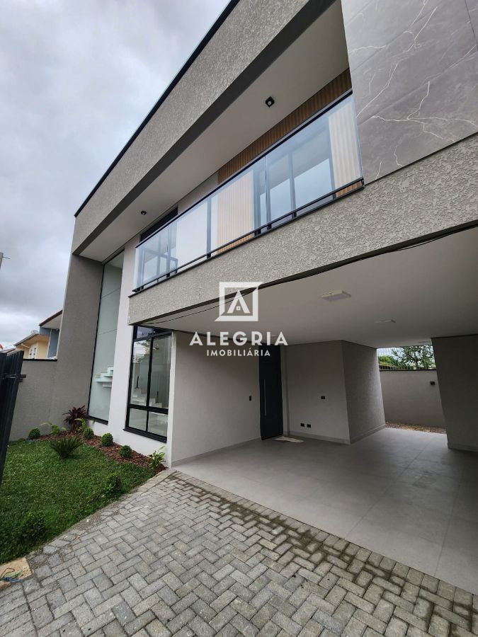 Excelente Sobrado 03 Dormitórios sendo 01 Suíte prox ao terminal central em São José dos Pinhais