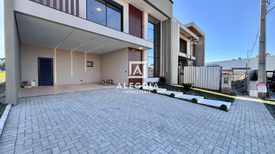 Belissimo Sobrado em Condomonio Fechado Contendo 03 Suites em São José dos Pinhais