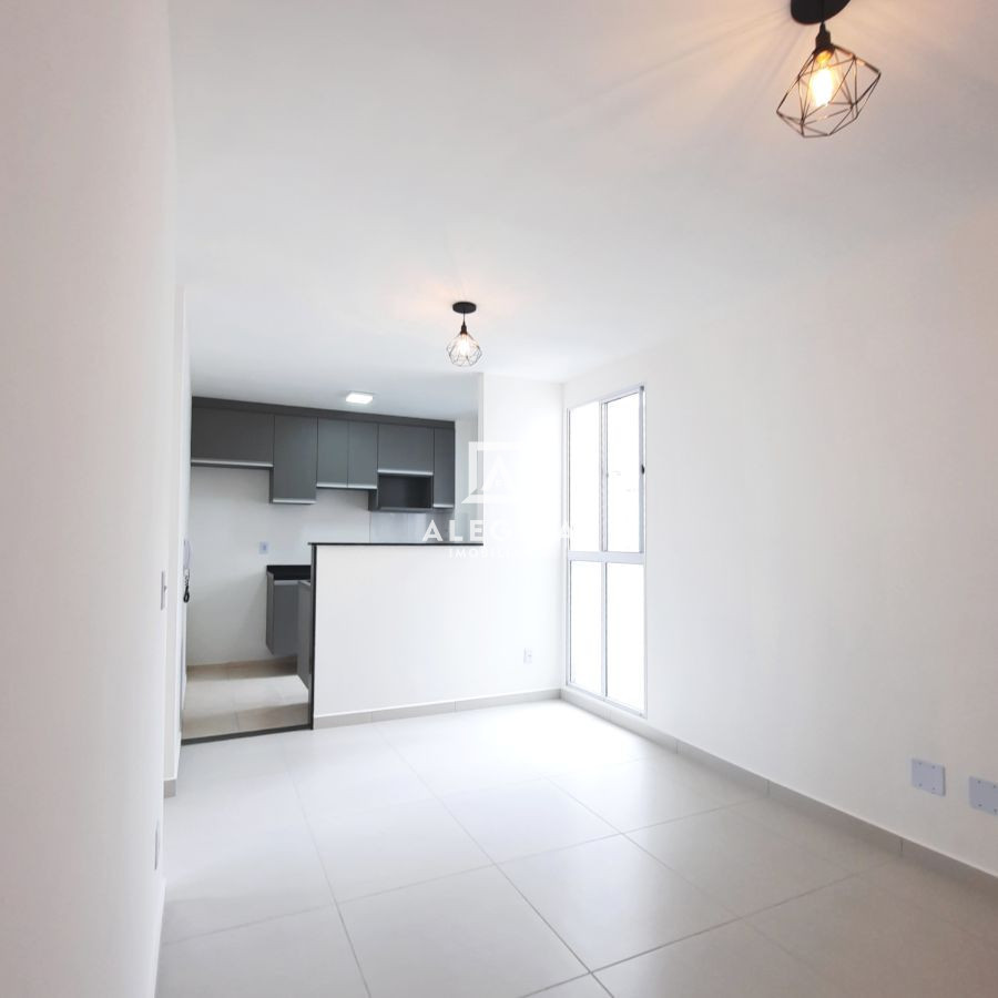 Lindo Apartamento Contendo 02 Dormitórios na Colonia Rio Grande em São José dos Pinhais