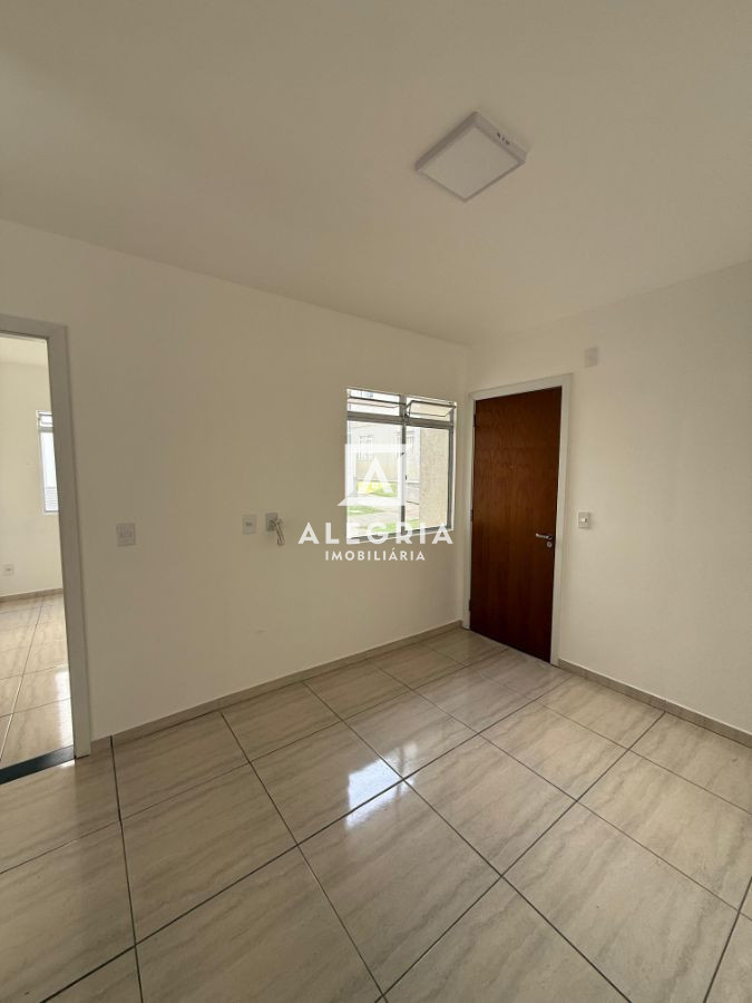 Lindo Apartamento Contendo 02 Dormitórios na Colonia Rio Grande em São José dos Pinhais