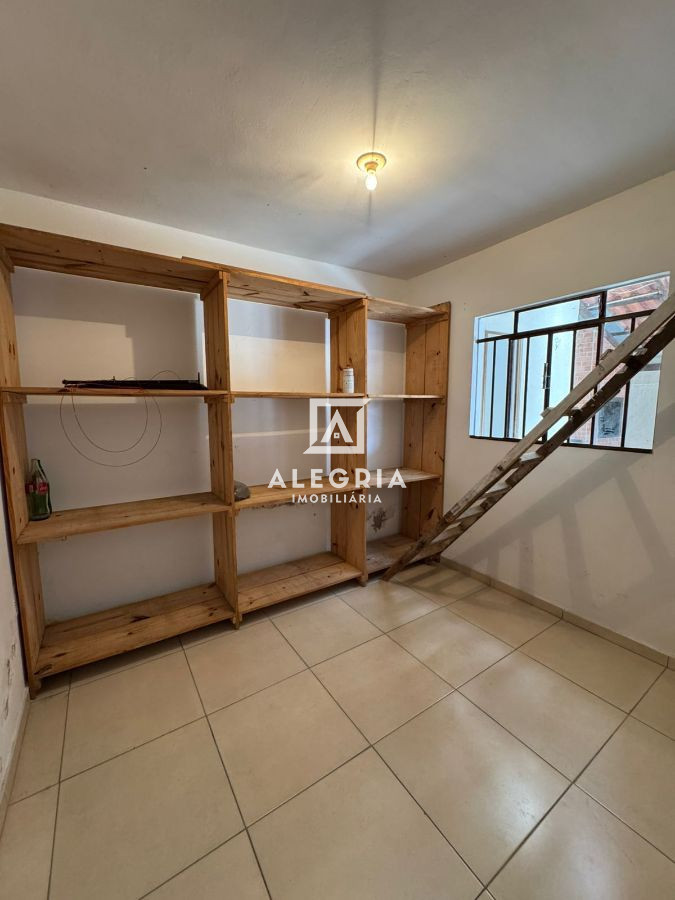 Belissima Casa a Venda Contendo 03 Dormitórios e Edicula no Jardim Cruzeiro em São José dos Pinhais