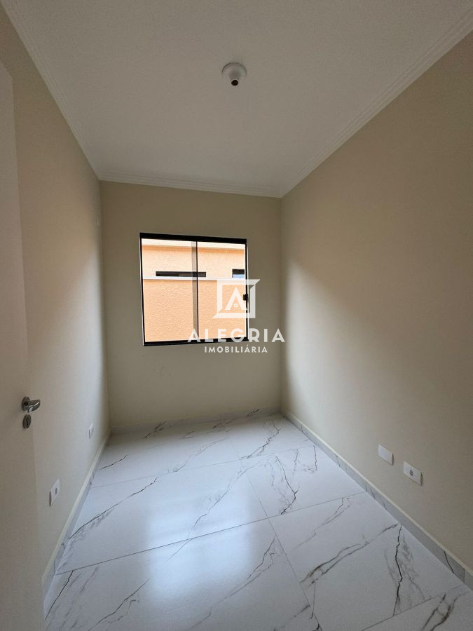 Linda Casa no Bairro Guatupe em São José dos Pinhais
