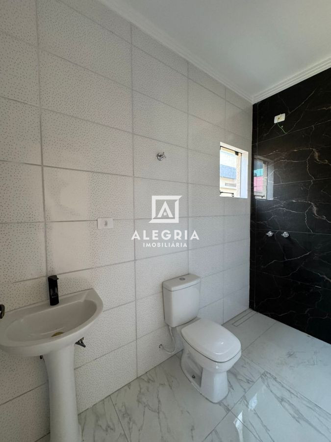 Linda Casa no Bairro Guatupê em São José dos Pinhais