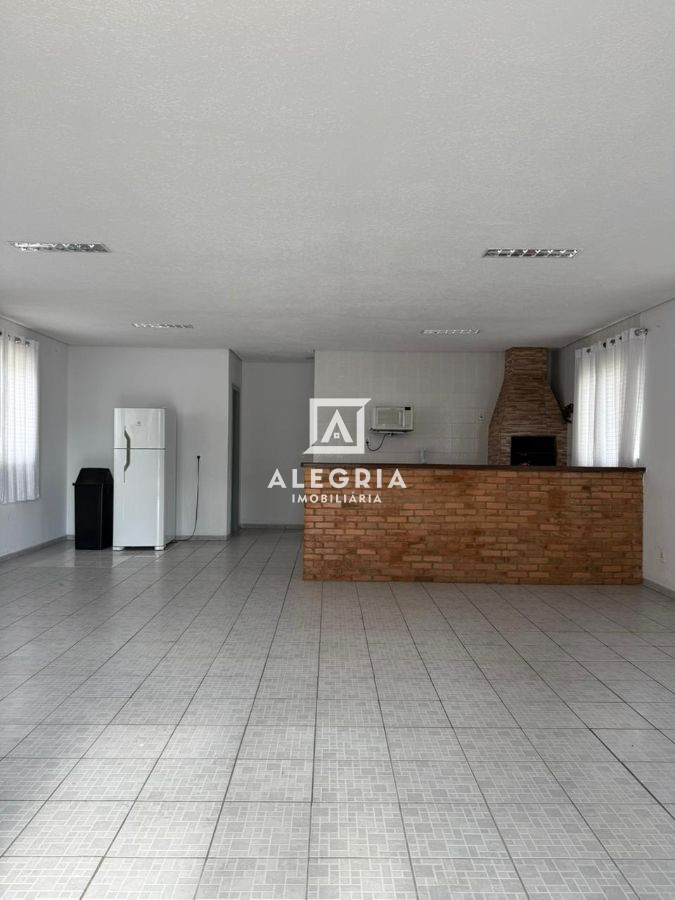 Apartamento terreo no bairro Costeira em São José dos Pinhais