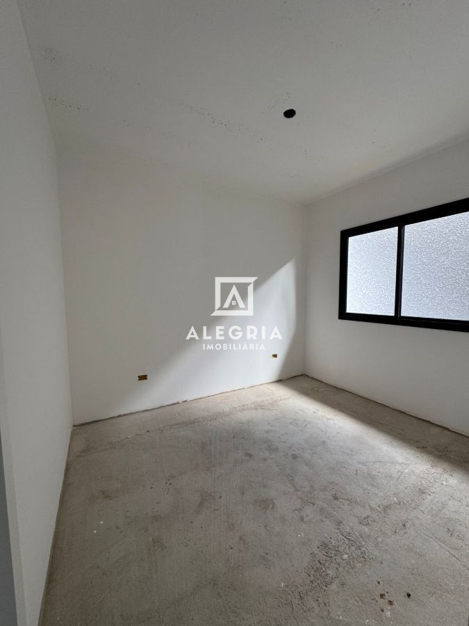Linda Residencial Contendo 03 Dormitórios sendo uma Suite no Bairro Del Rey em São José dos Pinhais