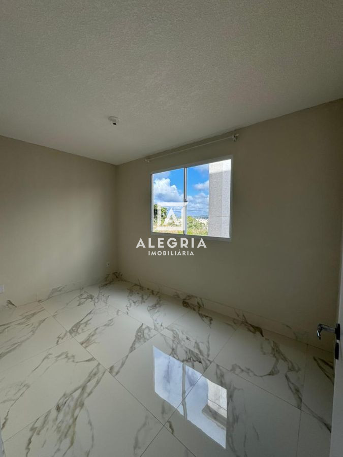 Lindo Apartamento no Bairro Colonia Rio Grande. em São José dos Pinhais