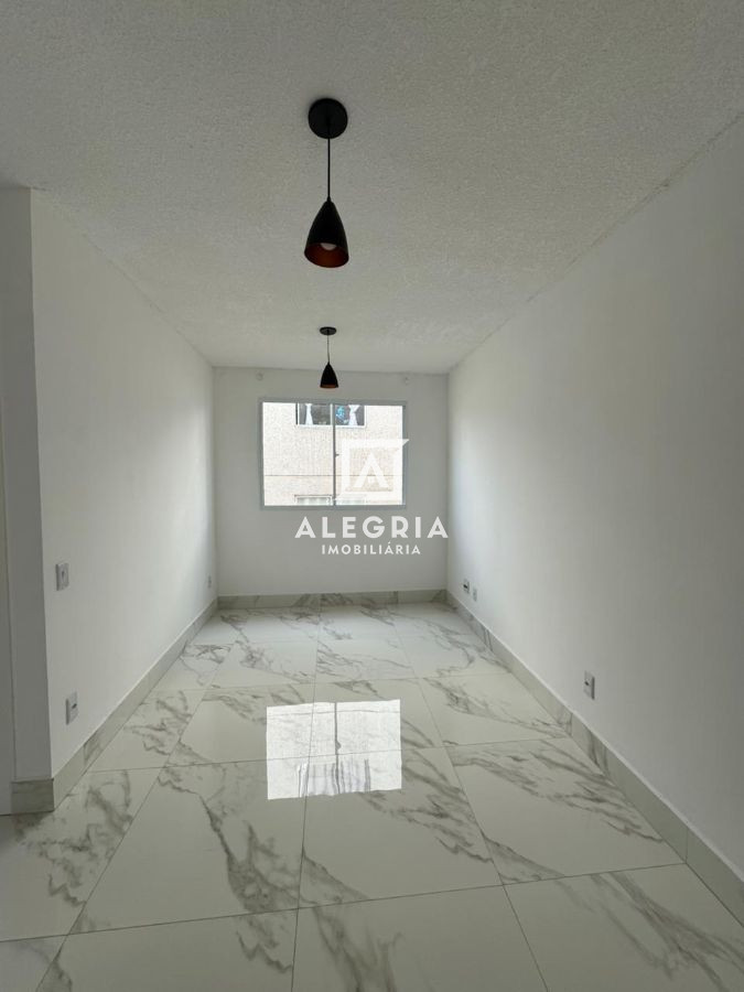 Lindo Apartamento no Bairro Colonia Rio Grande. em São José dos Pinhais