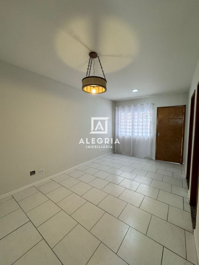 Linda Casa em Condominio Fechado no Bairro Jardim Cruzeiro em São José dos Pinhais