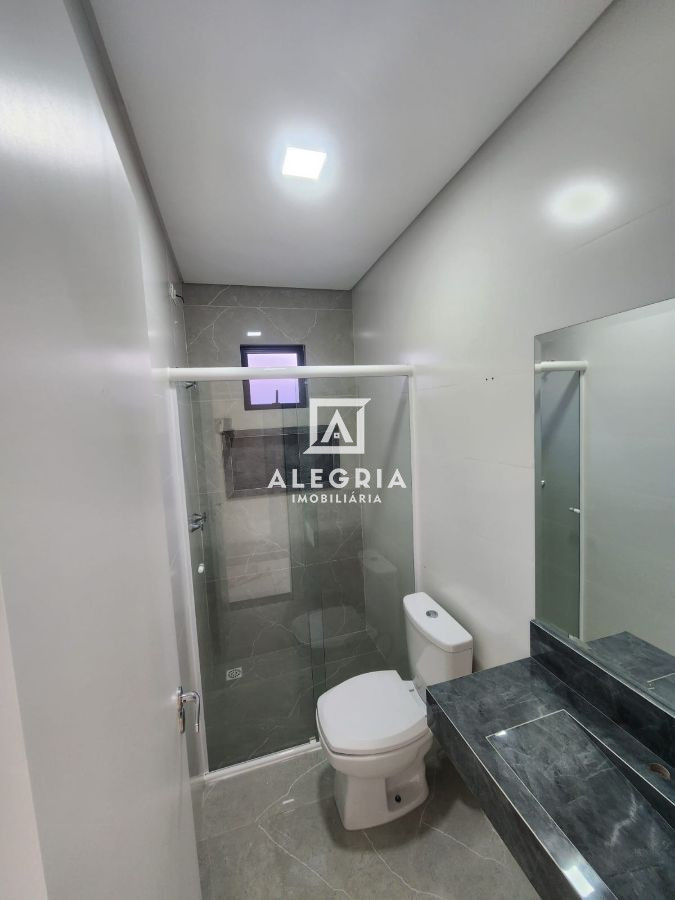 Linda Casa Contendo 03 Dormitórios Sendo 01 Suite na Boneca do Iguaçu em São José dos Pinhais