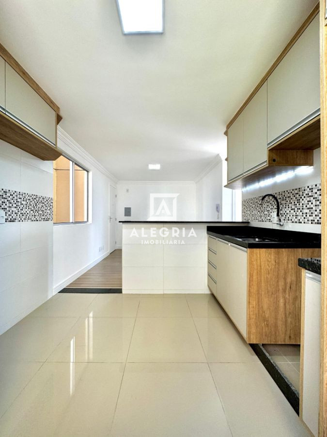 Lindo Apartamento Semi Mobiliado Contendo 02 Dormitórios na Colonia Rio Grande em São José dos Pinhais