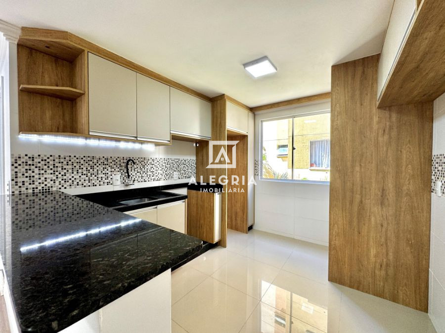 Lindo Apartamento Semi Mobiliado Contendo 02 Dormitórios na Colonia Rio Grande em São José dos Pinhais