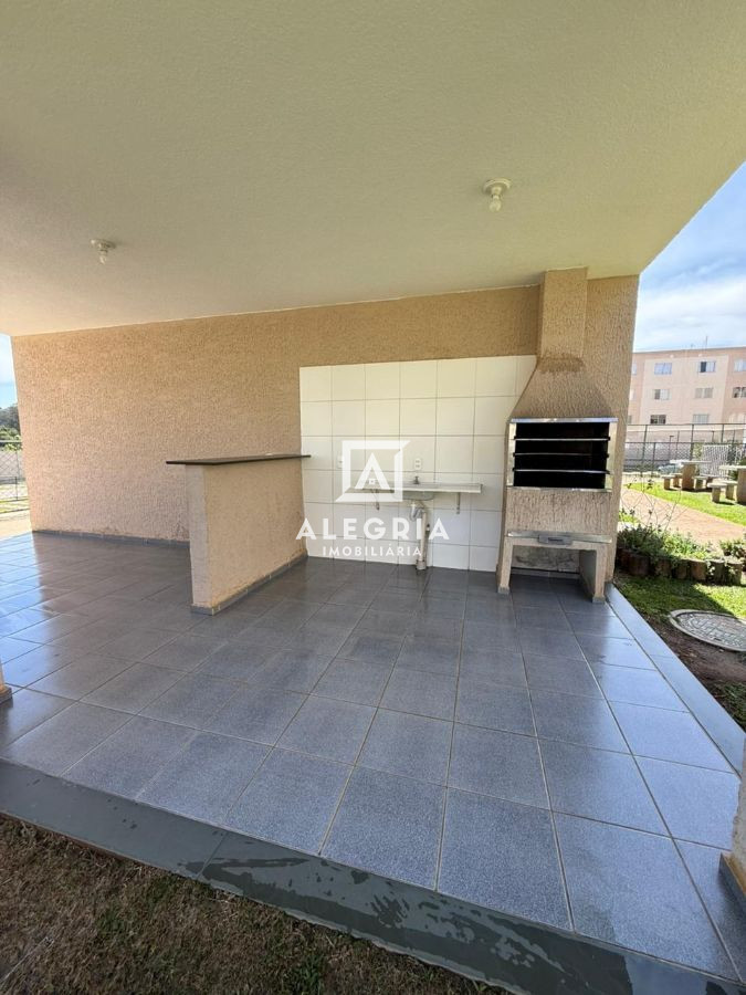Apartamento no Bairro Colonia Rio Grande em São José dos Pinhais