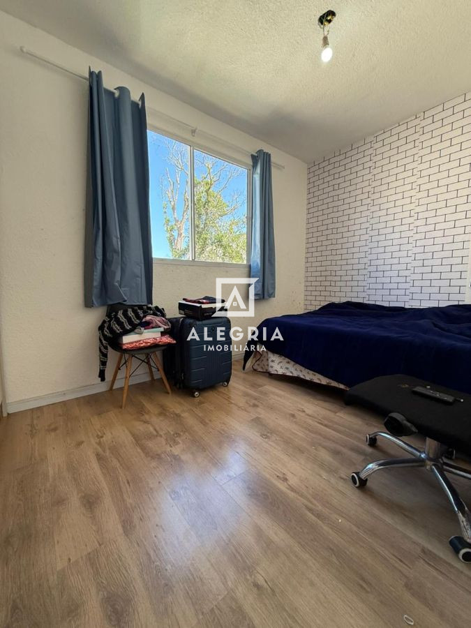 Apartamento no Bairro Colonia Rio Grande em São José dos Pinhais