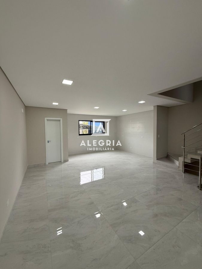 Lindo Sobrado Alto Padrão Contendo 03 Suites no Bom Jesus em São José dos Pinhais