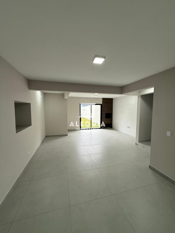 Lindo Sobrado Alto Padrão Contendo 03 Suites no Bom Jesus em São José dos Pinhais