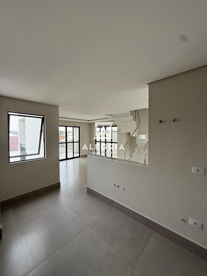 Belissimo Triplex  03 Dormitórios Sendo 01 Suite no Cruzeiro em São José dos Pinhais