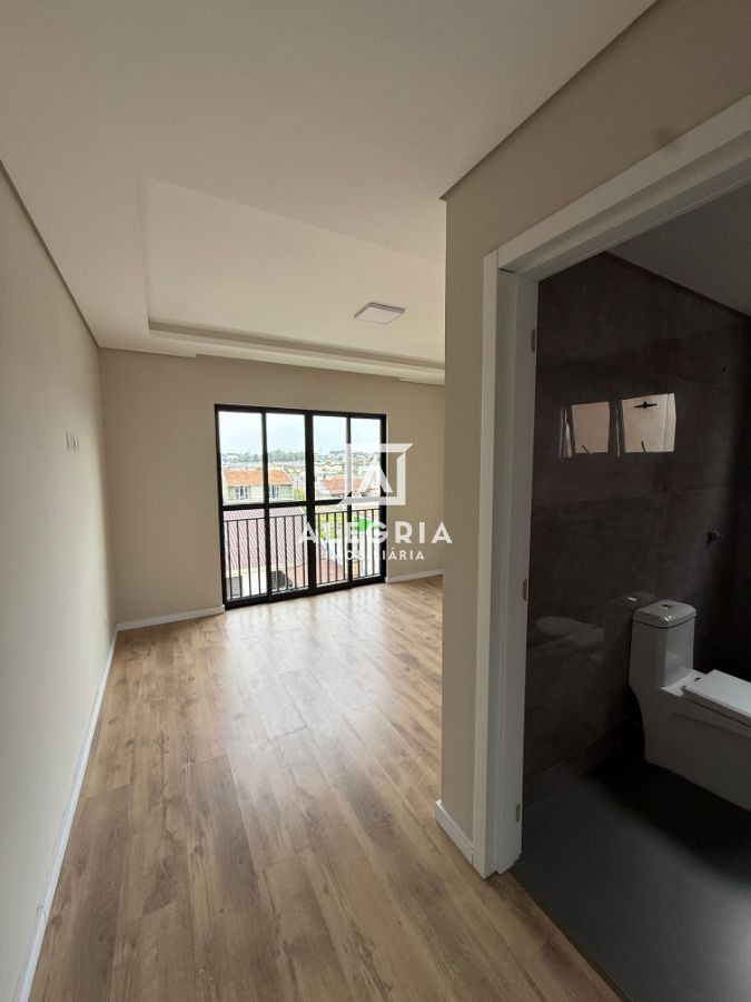 Belissimo Triplex  03 Dormitórios Sendo 01 Suite no Cruzeiro em São José dos Pinhais