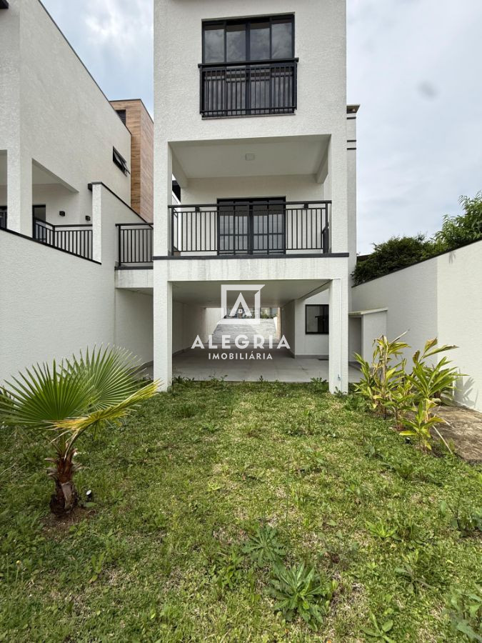 Belissimo Triplex  03 Dormitórios Sendo 01 Suite no Cruzeiro em São José dos Pinhais