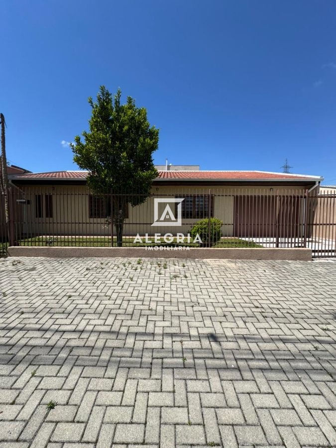 Casa Térrea Sozinha no Terreno com 03 Quartos sendo 02 suites, 189 m² Averbados em São José dos Pinhais