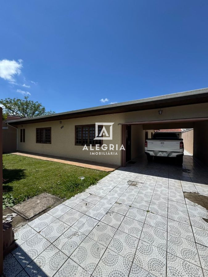 Casa Térrea Sozinha no Terreno com 03 Quartos sendo 02 suites, 189 m² Averbados em São José dos Pinhais
