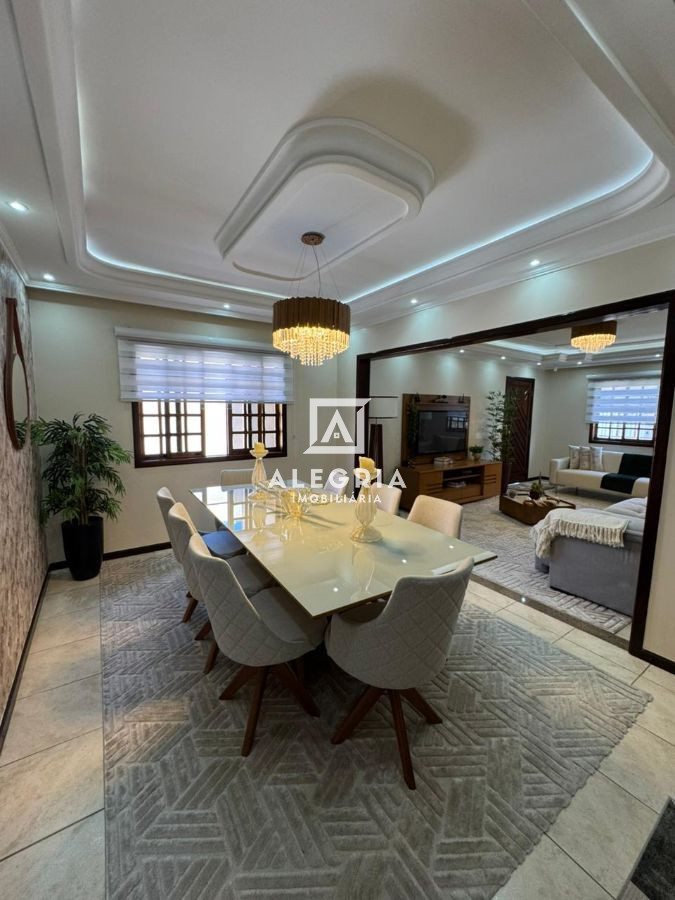 Casa Térrea Sozinha no Terreno com 03 Quartos sendo 02 suites, 189 m² Averbados em São José dos Pinhais