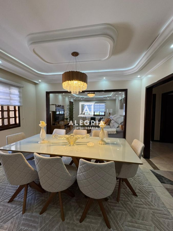 Casa Térrea Sozinha no Terreno com 03 Quartos sendo 02 suites, 189 m² Averbados em São José dos Pinhais