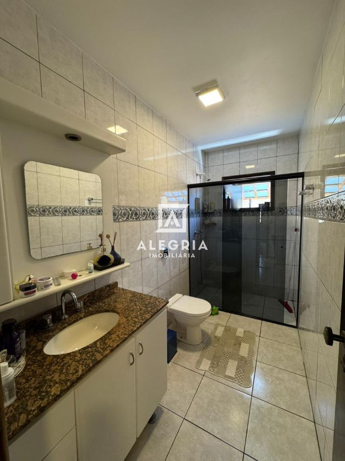 Casa Térrea Sozinha no Terreno com 03 Quartos sendo 02 suites, 189 m² Averbados em São José dos Pinhais