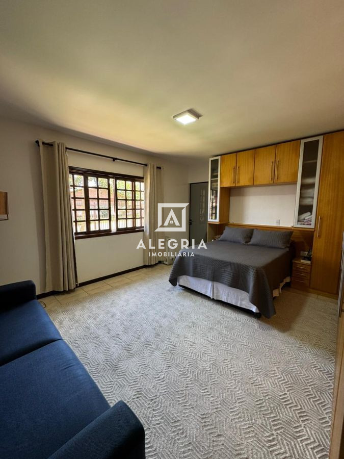 Casa Térrea Sozinha no Terreno com 03 Quartos sendo 02 suites, 189 m² Averbados em São José dos Pinhais