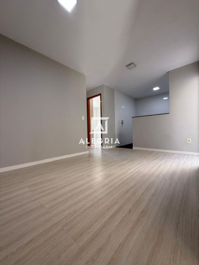 Lindo Apartamento Terreo com Garden no bairro Colonia Rio Grande em São José dos Pinhais