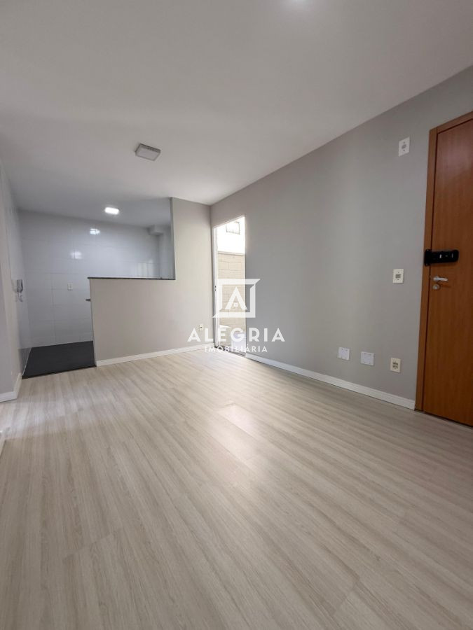 Lindo Apartamento Terreo com Garden no bairro Colonia Rio Grande em São José dos Pinhais
