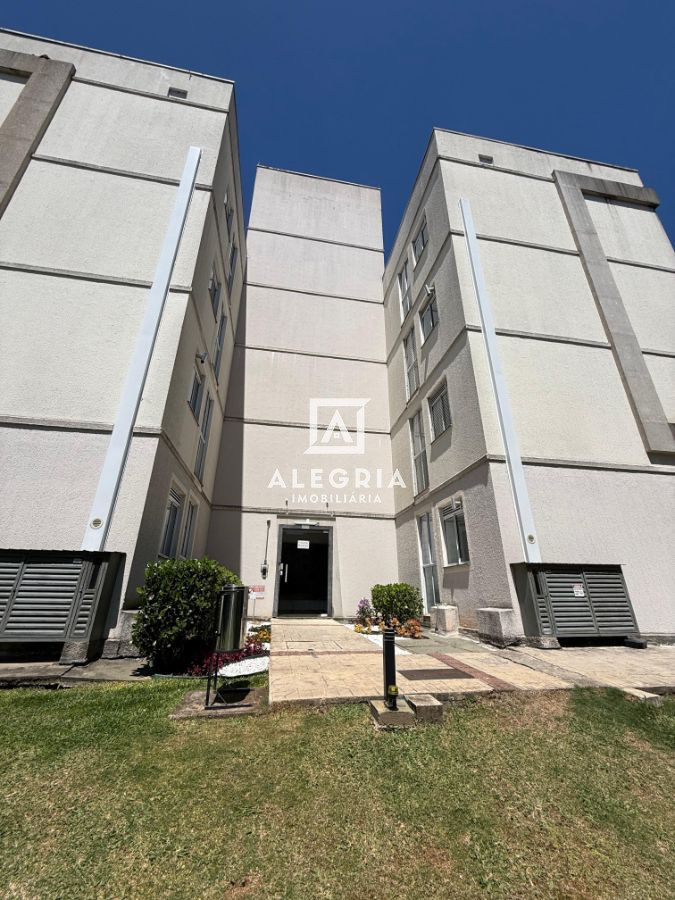 Lindo Apartamento Terreo com Garden no bairro Colonia Rio Grande em São José dos Pinhais