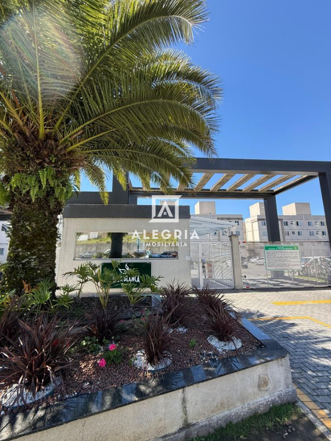 Lindo Apartamento Terreo semi mobiliado no bairro Colonia Rio Grande em São José dos Pinhais