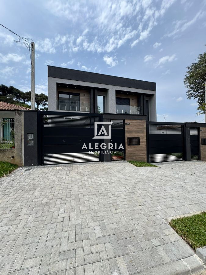 Sobrado Alto Padrão no Aristocrata com 03 Suites em São José dos Pinhais