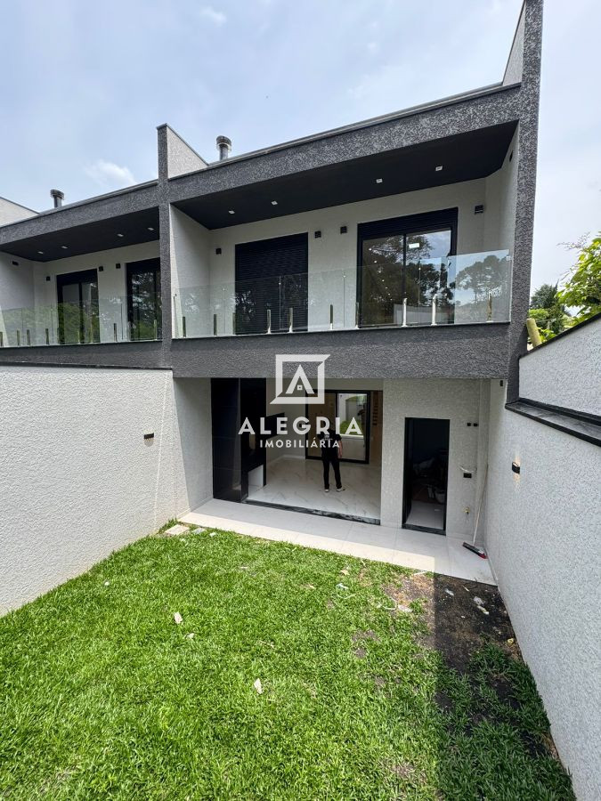 Sobrado Alto Padrão no Aristocrata com 03 Suites em São José dos Pinhais