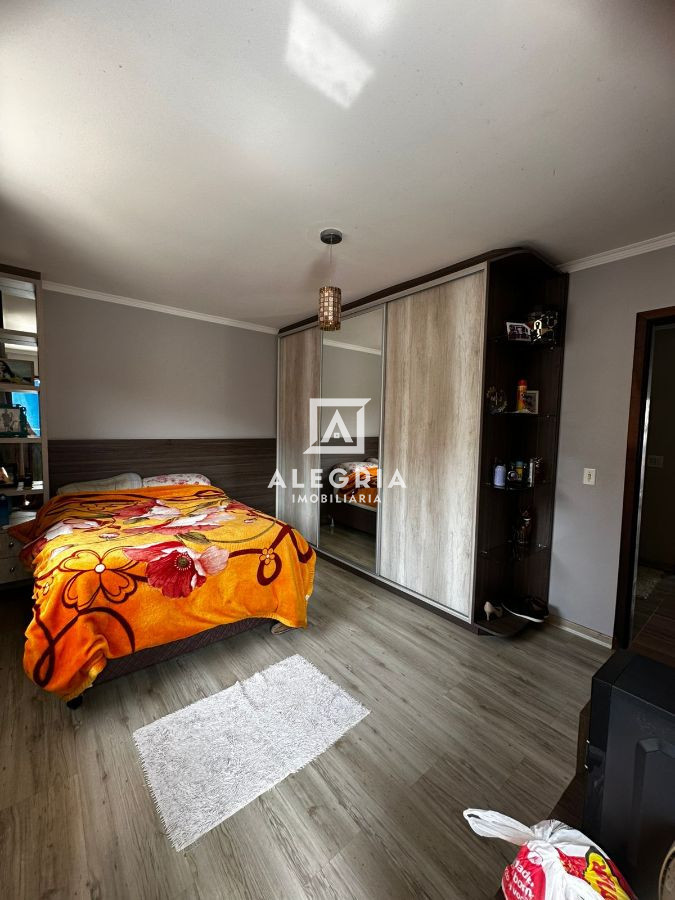 Lindíssimo sobrado semi mobiliado no bairro Cruzeiro em São José dos Pinhais