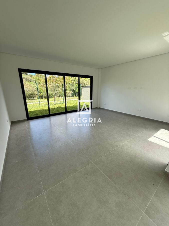 Belíssimo Sobrado Alto padrão em condomínio fechado no bairro Costeira em São José dos Pinhais