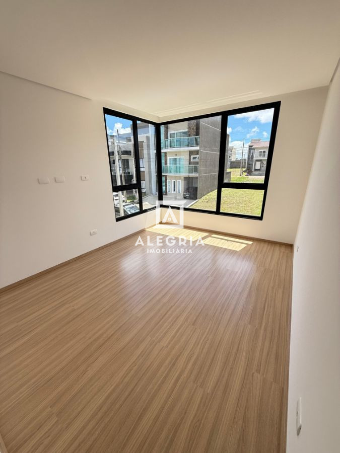 Belíssimo Sobrado Alto padrão em condomínio fechado no bairro Costeira em São José dos Pinhais