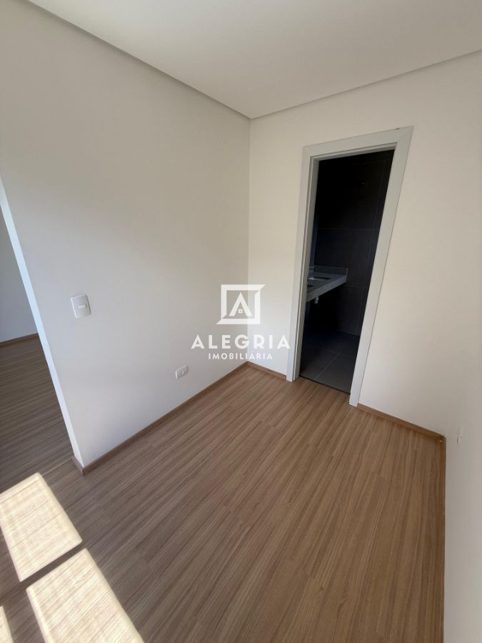 Belíssimo Sobrado Alto padrão em condomínio fechado no bairro Costeira em São José dos Pinhais