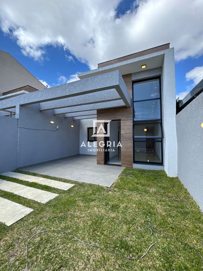 Belissima Casa Contendo 03 Dormitórios Sendo 01 Suite Com Area Gourmet no Jardim Cruzeiro em São José dos Pinhais