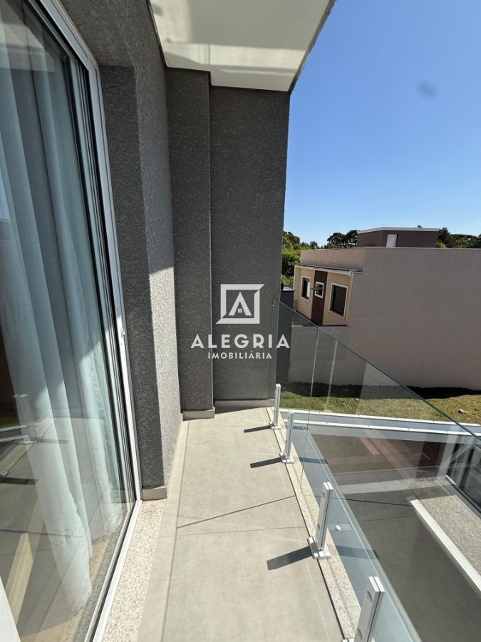 Triplex Alto Padrão em Condominio Fechado Contendo 04 Dormitórios Sendo 01 Suite em São José dos Pinhais