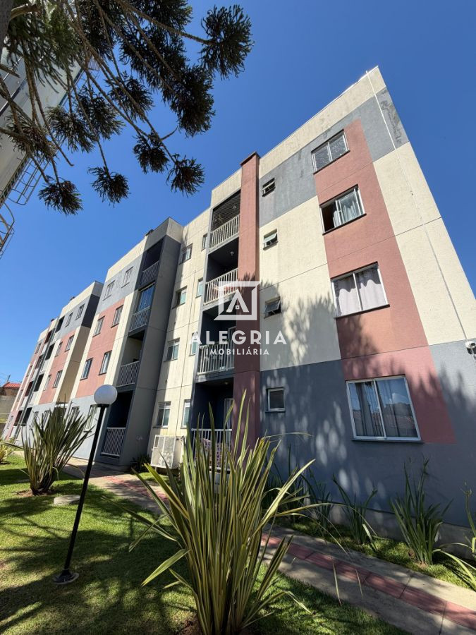 Lindo Apartamento no bairro Colonia Rio Grande em São José dos Pinhais