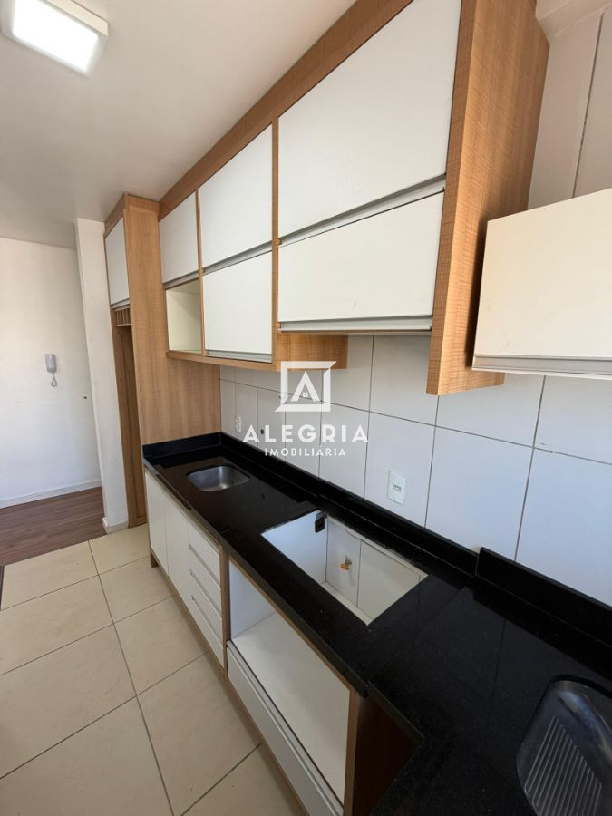 Lindo Apartamento no bairro Colonia Rio Grande em São José dos Pinhais