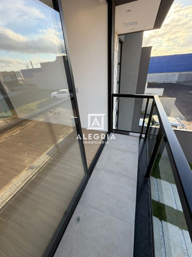 Lindo Sobrado em condominio fechado no bairro Costeira em São José dos Pinhais