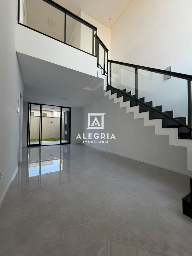 Lindo Sobrado em condominio fechado no bairro Costeira em São José dos Pinhais