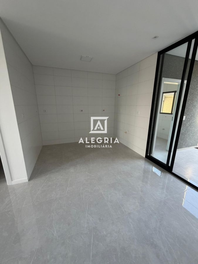 Lindo Sobrado em condominio fechado no bairro Costeira em São José dos Pinhais