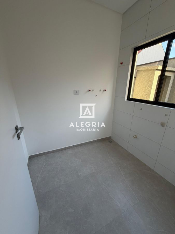 Lindo Sobrado em condominio fechado no bairro Costeira em São José dos Pinhais