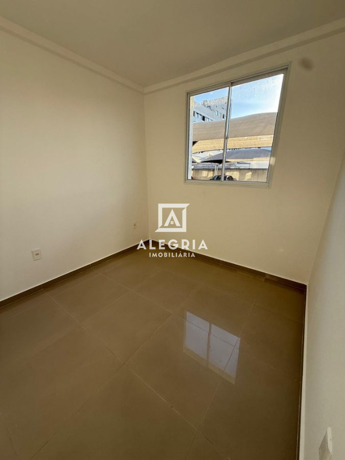 Lindo Apartamento Terreo Com Garden Contendo 02 Dormitórios no Pedro Moro em São José dos Pinhais